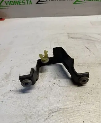 Honda HR-V Battery bracket 