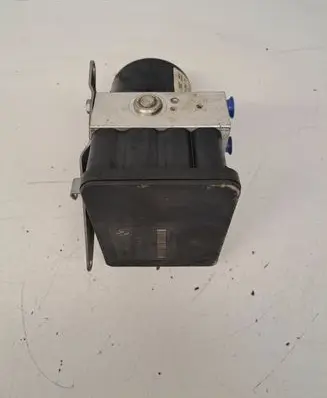 BMW 1 E81 E87 ABS Pump 34526784764
