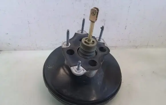 Nissan Note (E11) Brake booster 8200123844