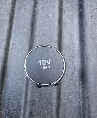 Land Rover Discovery 5 12 V Socket (rear) T43NC JY3215K040GA