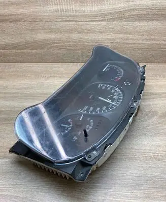 Opel Sintra Speedometer (instrument cluster) 16203658 MY96UVAN