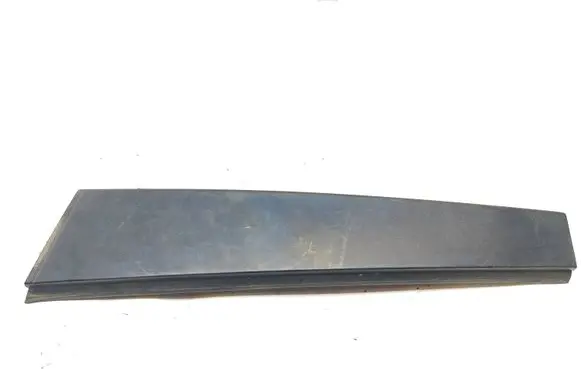 Peugeot 208 Rear door glass trim molding 9674340577