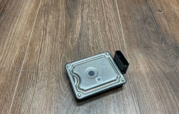 Volkswagen PASSAT B8 Distronic sensor radar 2Q0907550B