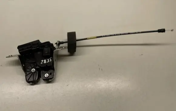 Tailgate/trunk/boot lock/catch/latch