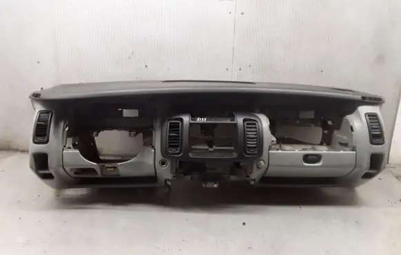 Renault Trafic II (X83) Dashboard 7700312960