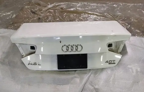 Tailgate/trunk/boot lid