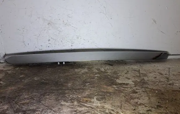 Mercedes-Benz ML W164 Trunk door license plate light bar 1647400893 SP5775