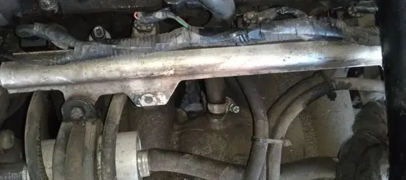 Fuel main line pipe