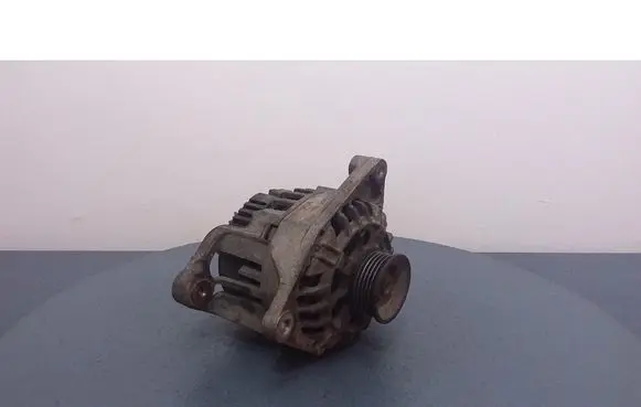 Volkswagen PASSAT B5 Generator/alternator 06B903016D