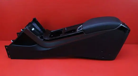 Hyundai i40 Center console 84620-3Z000