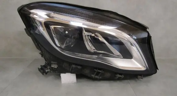 Mercedes-Benz GLA W156 Headlight/headlamp A1569067000
