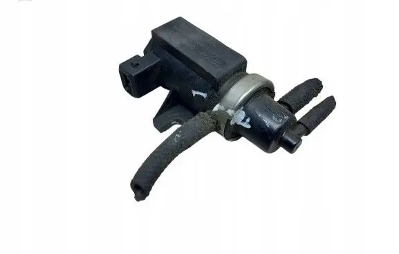Audi A4 S4 B5 8D Turbo solenoid valve