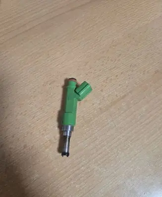 Toyota RAV 4 (XA40) Fuel injector 2325036010