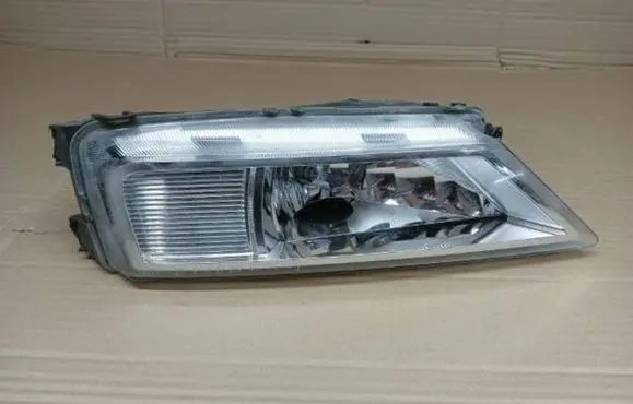 Volkswagen Tiguan Front fog light 5NA941699A 10472030000