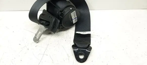 Nissan Qashqai Rear seatbelt 888444EA0A