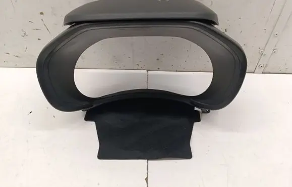 Nissan Juke II F16 Dashboard trim 682406PA0A