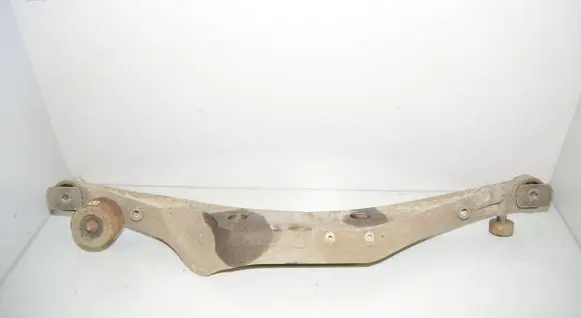 BMW 2 F45 Rear differential/diff mount bracket 6858474 33366858474