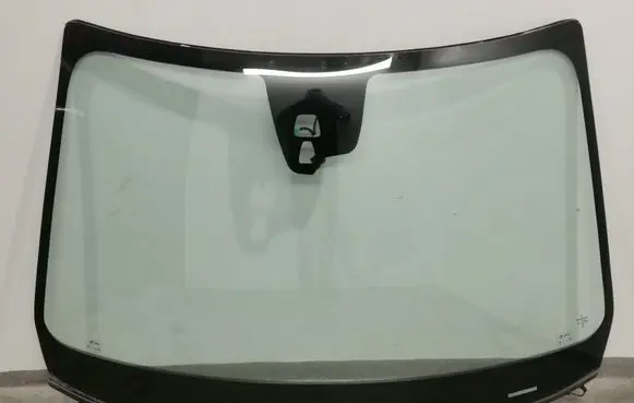 Volvo XC60 Front windscreen/windshield window 