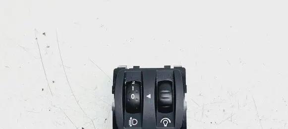 Renault Captur Headlight level height control switch 251900567R