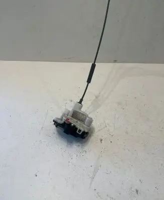 Fiat 500 Front door lock 