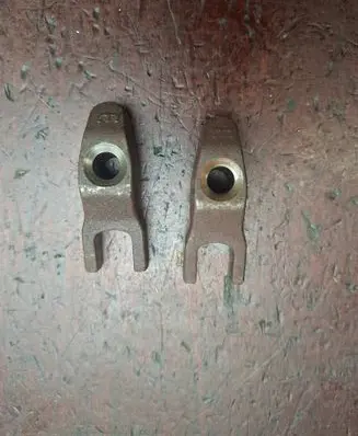 KIA Rio Fuel Injector clamp holder 
