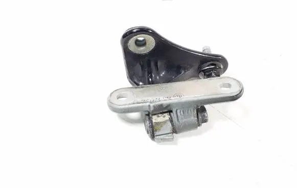 Mercedes-Benz CL C216 Front door lower hinge A2167200637