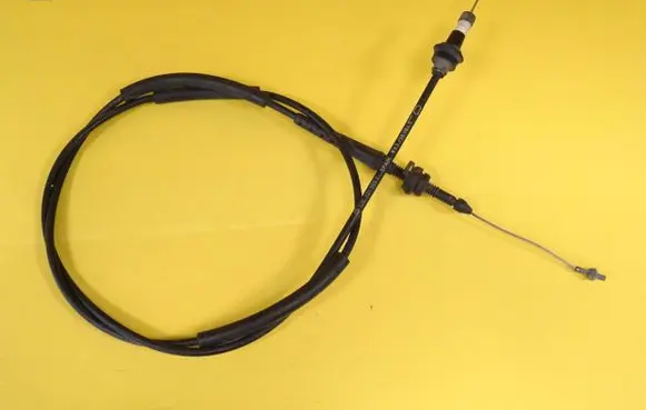 Volkswagen Golf IV Throttle cable 1J0721555T