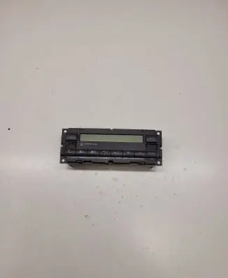 Volkswagen PASSAT B5.5 Climate control unit