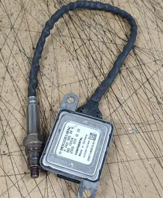 Mercedes-Benz GLC X253 C253 Lambda probe sensor A0009058411