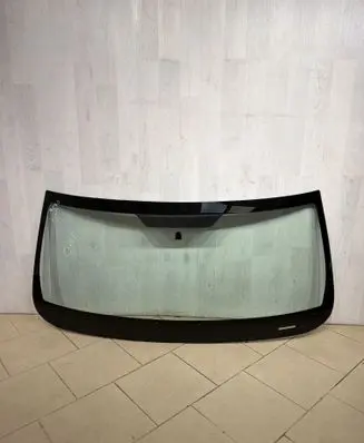 Dodge Nitro Front windscreen/windshield window 43R00206