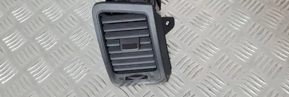 Nissan Murano Z51 Dashboard side air vent grill/cover trim