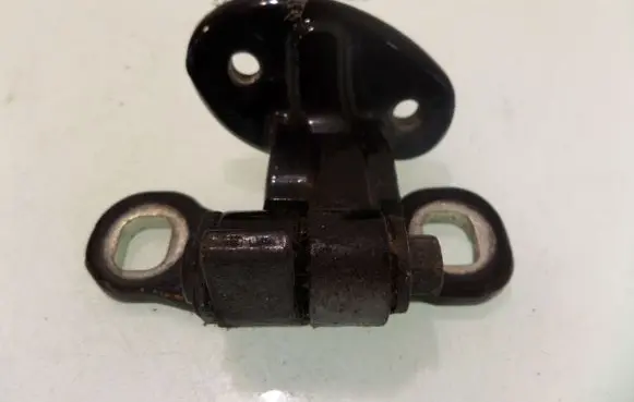 Volvo V50 Front door upper hinge 30715359