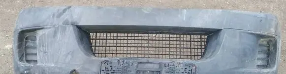 Iveco Daily 30.8 - 9 Front bumper juodos