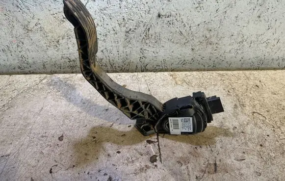 Opel Crossland X Accelerator throttle pedal 9671433780 7088836 6PV00994941