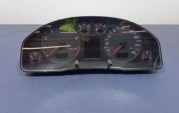 Audi A6 Allroad C5 Speedometer (instrument cluster) 4B0920930L