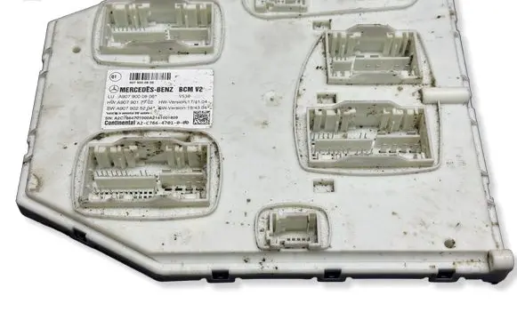 Mercedes-Benz Sprinter W907 W910 Central body control module A9079000806 A9079025204 A9079017702