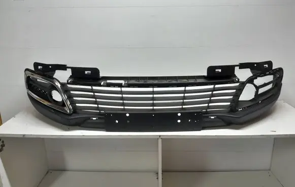 Renault Captur Front bumper lip 620842933R 620740754R