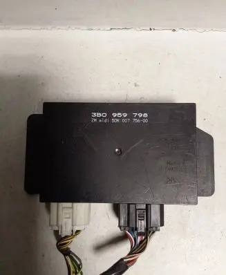 Volkswagen PASSAT B5 Comfort/convenience module 3B0959798 5DK00775600