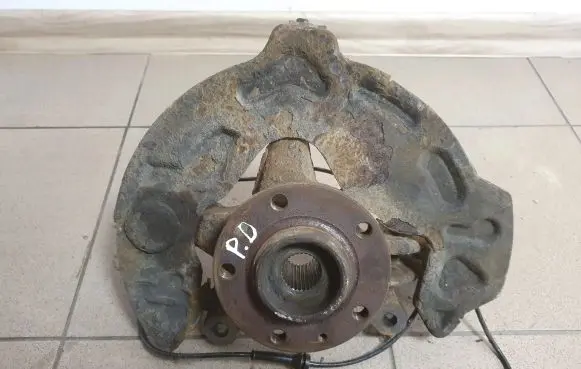Peugeot 508 Front wheel hub