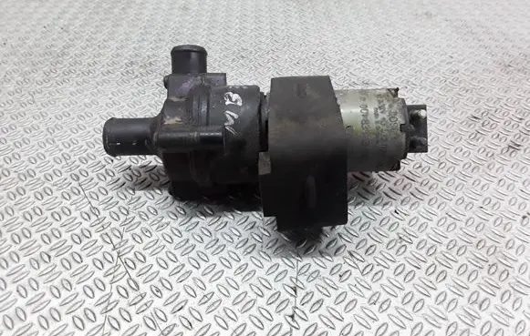 Mercedes-Benz ML W163 Webasto circulation pump for autonomous heater 0018351364
