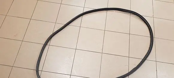 Nissan Navara D23 Front door rubber seal 