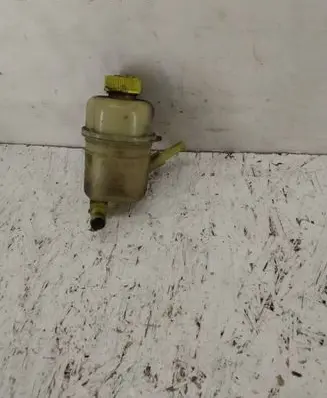 Mazda Premacy Power steering fluid tank/reservoir
