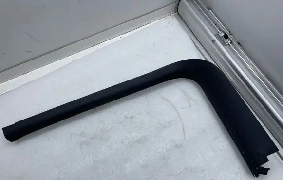 Tesla Model Y (A) pillar trim 149462000d D2T23326007680 20231122