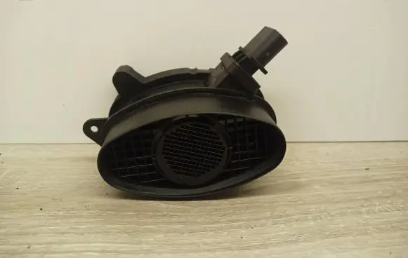 BMW X5 E70 Mass air flow meter 7788744 0928400504 13G2