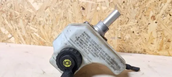 Volkswagen PASSAT B6 Master brake cylinder 03350886761