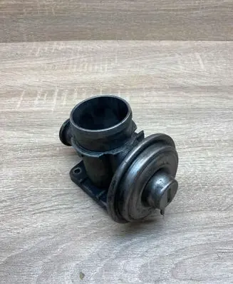 BMW 3 E46 EGR valve 7785452 01T156