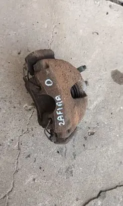 Opel Zafira A Front brake caliper