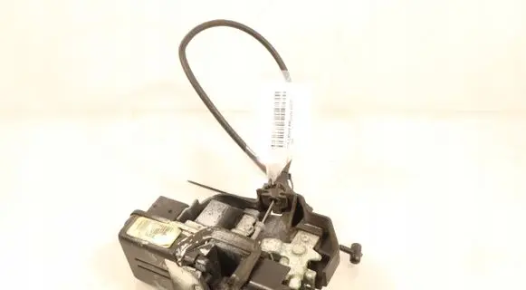 Cadillac STS Front door lock L10393