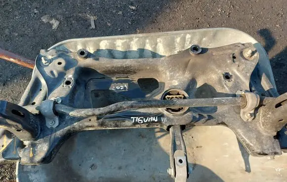 Volkswagen Tiguan Front subframe 571400021A 3Q0199315K