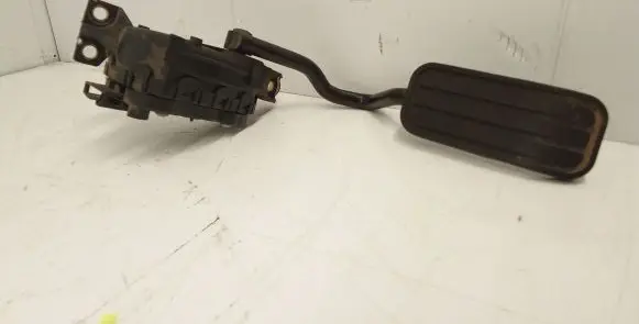 Seat Alhambra (Mk1) Accelerator throttle pedal 7M3721603